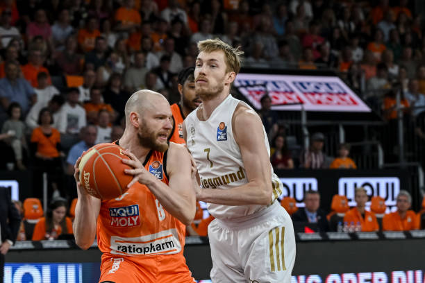 他以精准的 他以精准的