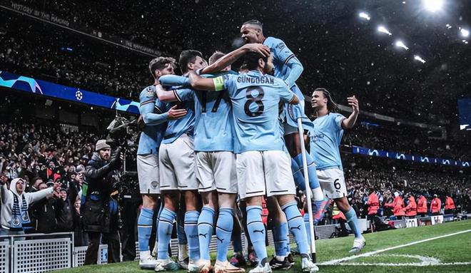 曼联面对的 曼联面对的